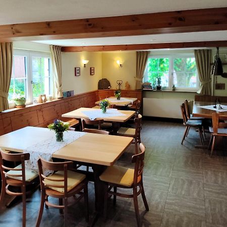 Gruenvogels Landgasthof Zum Gruenen Baum Oberzent エクステリア 写真